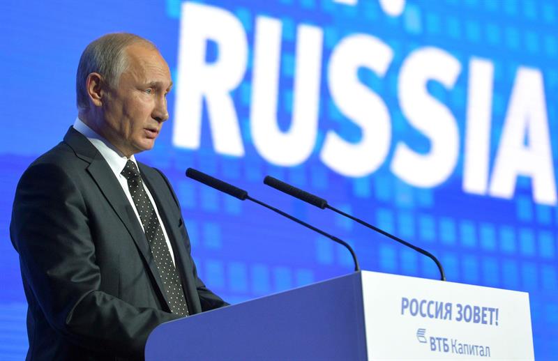 Putin expresó estos comentarios durante el Foro de Rusia efectuado este miércoles