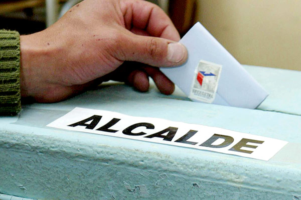 Chilenos se alistan para la jornada electoral del 23 de octubre