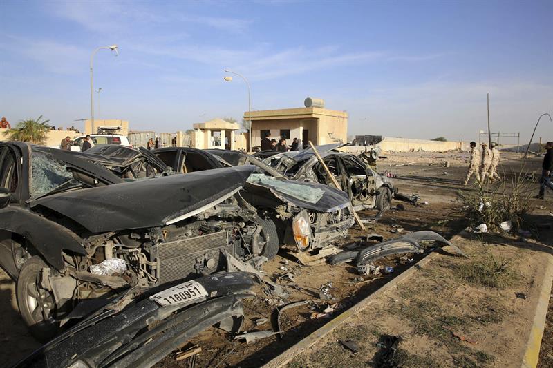Ambos atentados dejaron 60 fallecidos en Libia.