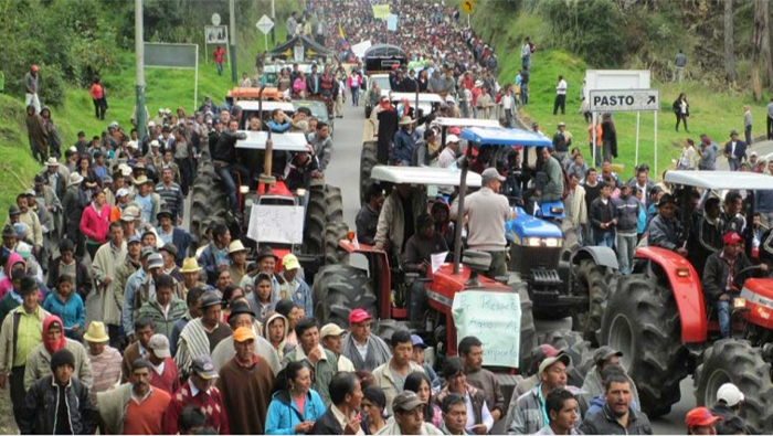 Campesinos rechazan persecución política de líderes sociales de Colombia.