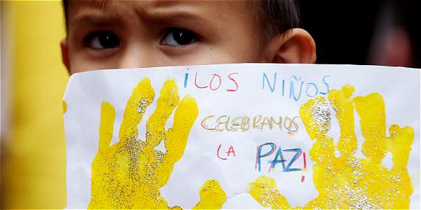 Niños colombianos fueron víctimas del conflicto armado que duró más de 50 años.