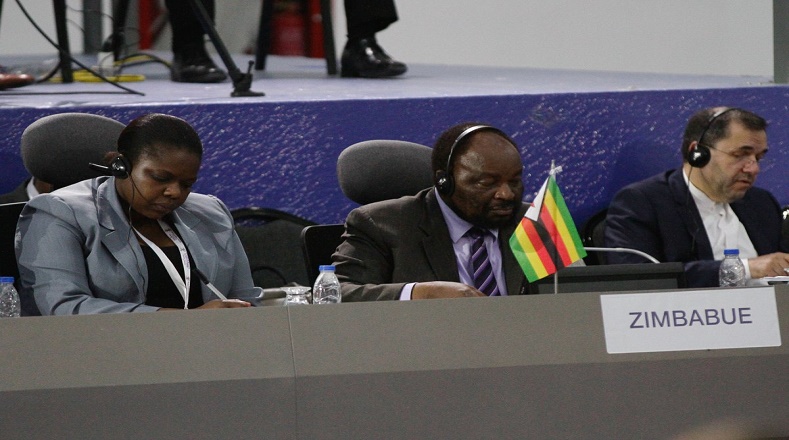 El MNOAL contó con la participación del canciller de Zimbabwe,Simbarashe Munbengegwi.