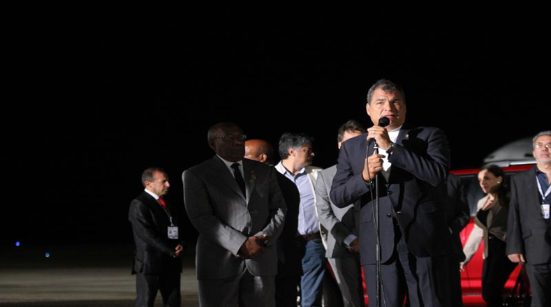 El presidente de Ecuador, Rafael Correa, ofreció declaraciones a su llegada a suelo venezolano.
