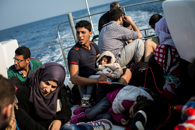 El número de personas muertas al intentar cruzar el Mediterráneo es solo 15 por ciento menor al de todo el año 2015.