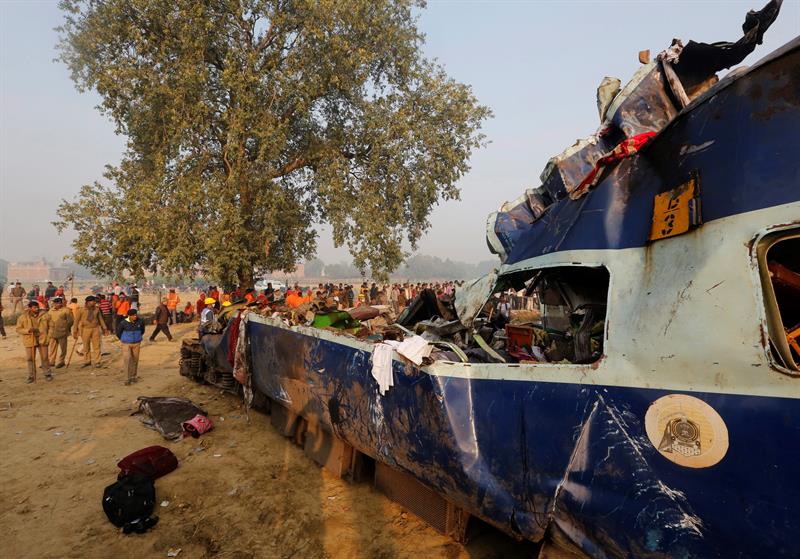 En la última década han muerto 2 mil 331 personas en accidentes ferroviarios en la India.
