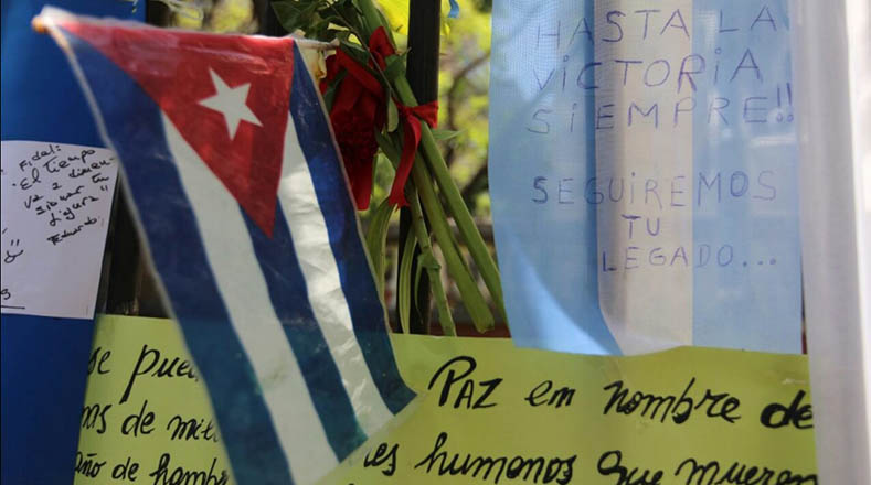 Argentinos rindieron tributo al líder de la Revolución Cubana, Fidel Castro