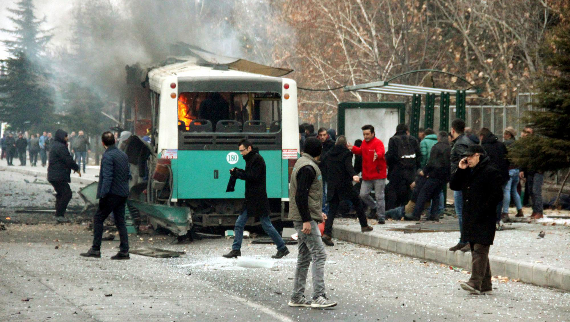 El ataque, por el que nadie se ha responsabilizado, fue contra un autobús.