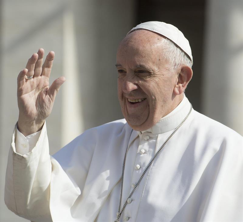 El papa visitará Suramérica del 15 al 21 de enero.