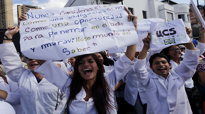 Según Agencia Venezolana de Noticias (AVN) la marcha se concentra en diferentes puntos de Caracas.