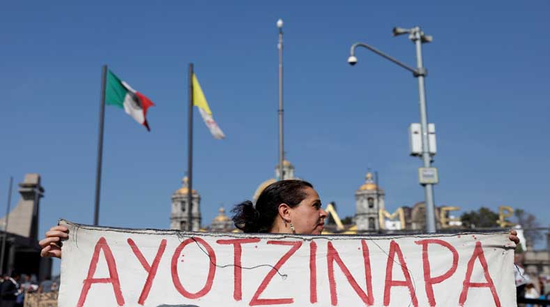 Padres de los 43 de Ayotzinapa no olvidan y piden justicia