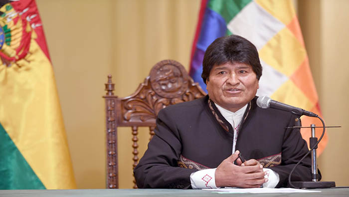 El mandatario boliviano rechazó cualquier rumor sobre crisis en la nación.