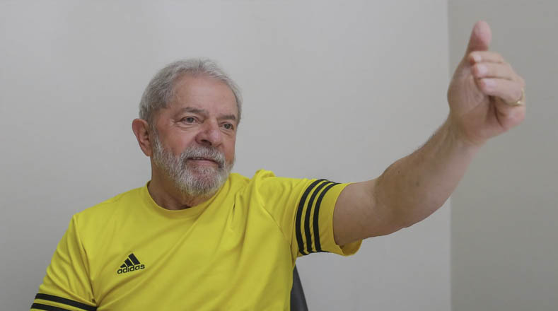 Lula pautó para el 24 de enero una caravana para que lo acompañen al Tribunal.