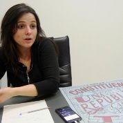 María Sirvent es una de las jóvenes diputadas de la Candidatura de Unidad Popular (CUP)