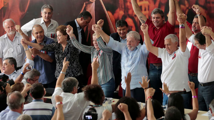 Lula da Silva fue presentado como precandidato presidencial por el PT