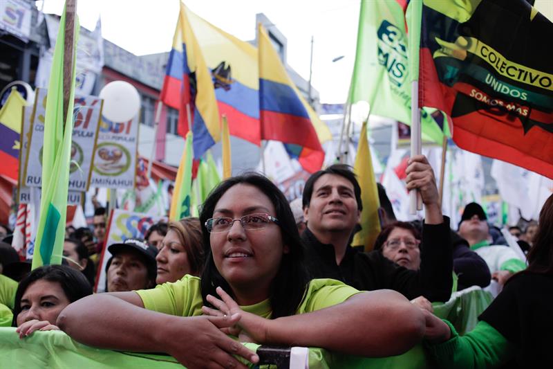 A la consulta popular están convocados más de 13 millones de ecuatorianos.