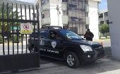 Los efectivos de seguridad acudieron a la sede del Legislativo para verificar la emergencia.