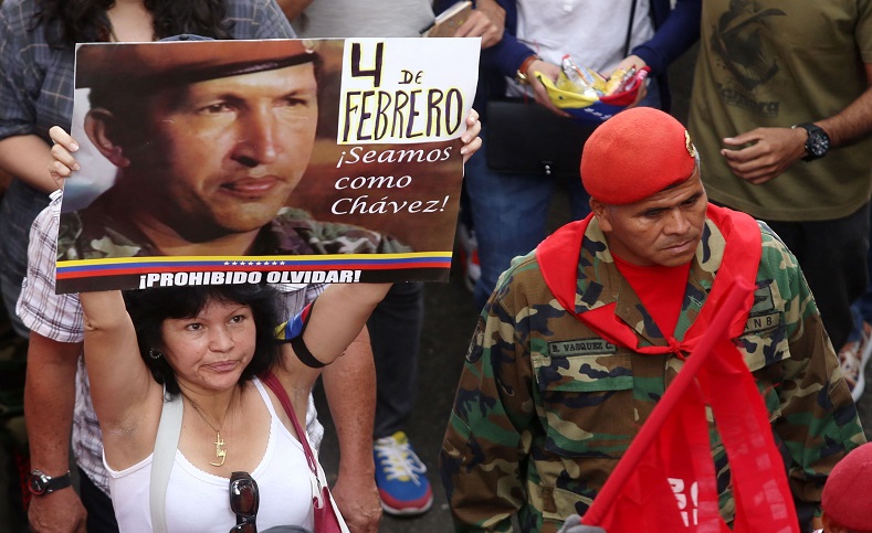 La sublevación fue liderada por el comandante Chávez, quien en 1992 era un teniente militar que pronunció ante el pueblo y los medios la famosa y esperanzadora frase "por ahora".