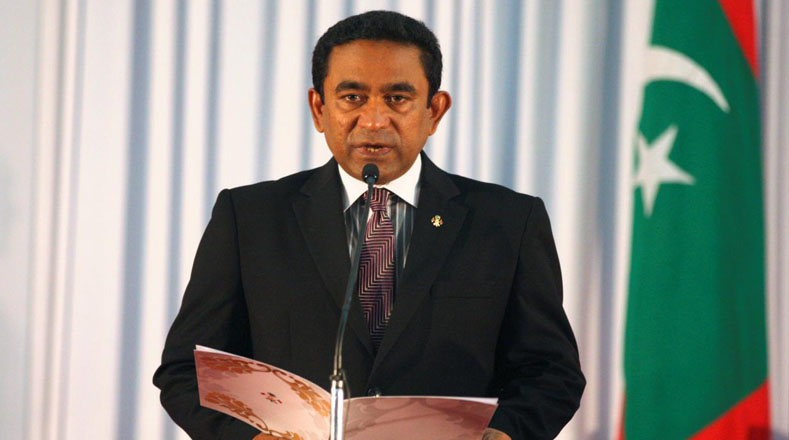 La Fiscalía y las Fuerzas Armadas de Maldivas indicaron que si el presidente Yameen no acata la decisión, podría ser destituido de su cargo.