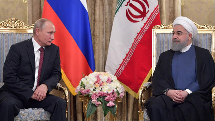 Tanto Putin (i) como Rohaní (d) destacan la necesidad de cooperar para conseguir la estabilidad en Siria.