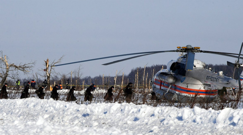 Así son las labores de los rescatistas rusos por el avión siniestrado