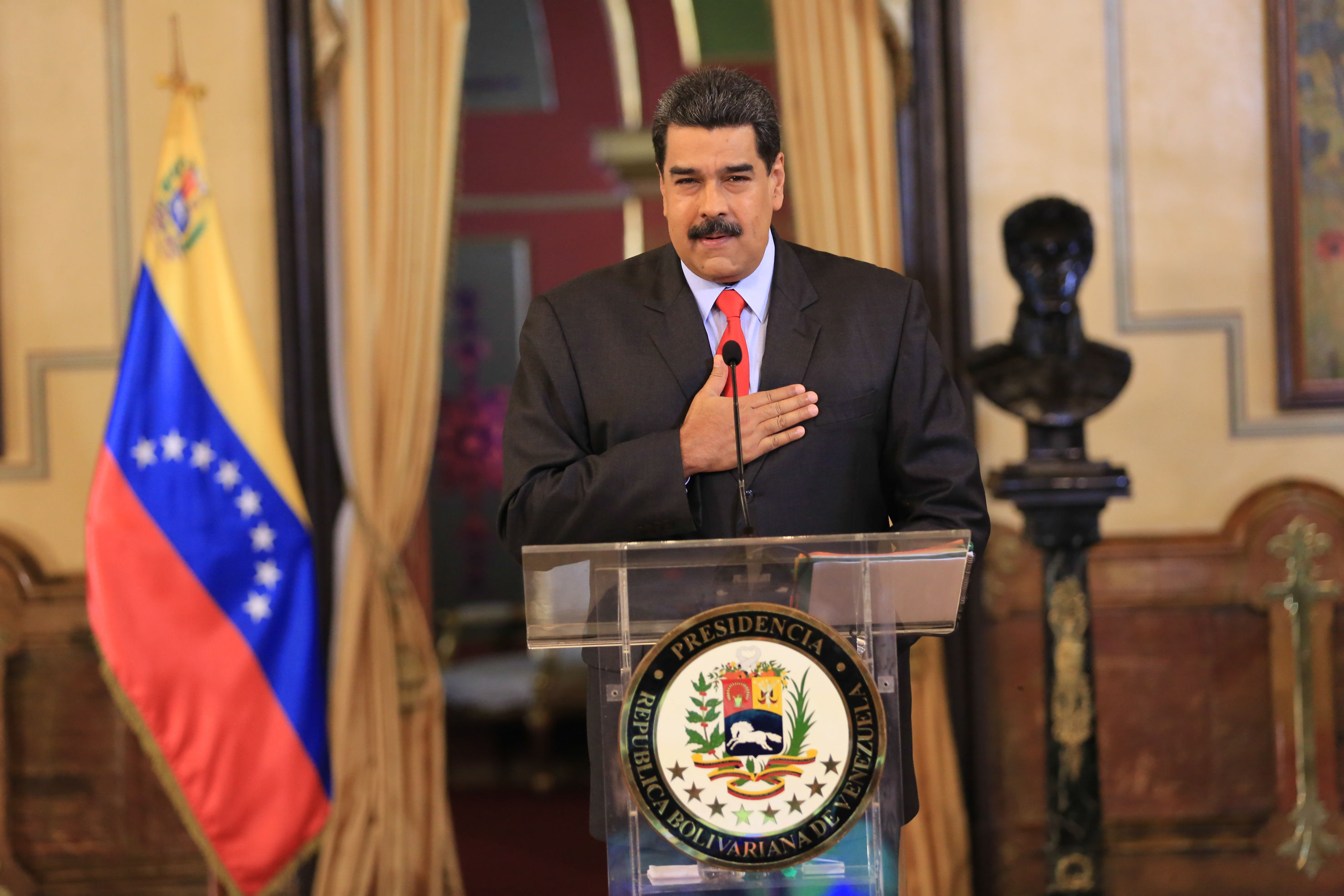 El Gobierno venezolano reiteró que el mandatario nacional asistirá a la Cumbre que se celebrará en Perú.
