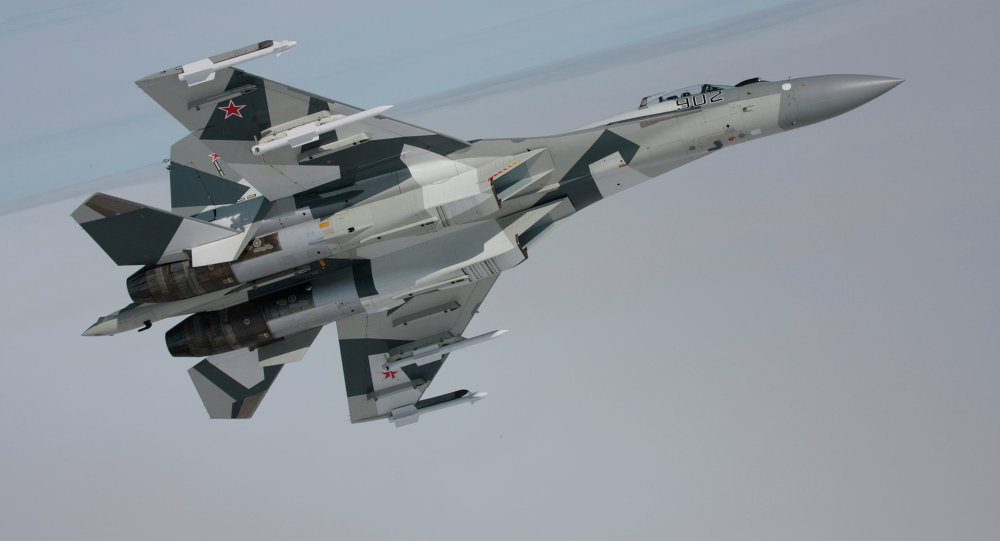 La Fuerza Aérea rusa envió cuatro aviones de combate tipo Sujoi Su-35S.