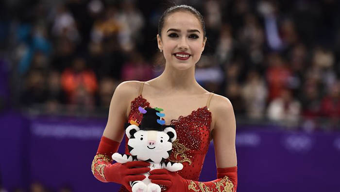 La patinadora artística olímpica tiene sólo 15 años de edad.
