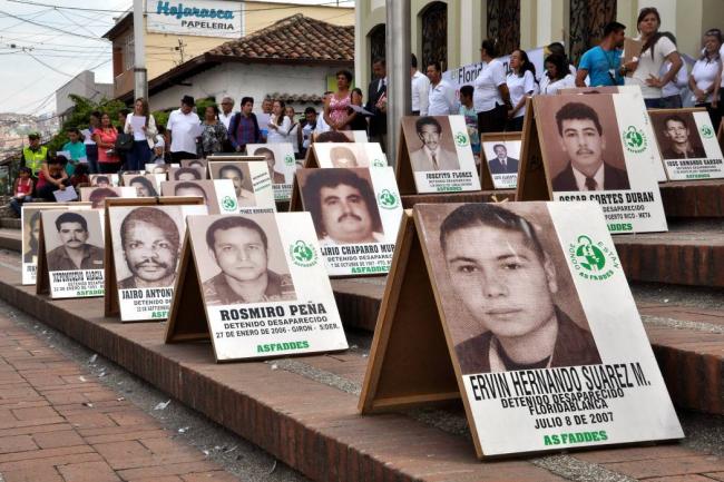 Colombianos se movilizaron a favor de la víctimas de desaparición forzada durante el conflicto armado.