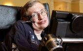 El científico Stephen Hawking murió a sus 76 años tras luchar contra la esclerosis lateral amiotrófica (ELA) desde sus 21 años. 