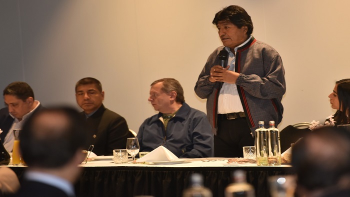 La delegación presidida por el presidente Morales expondrá sus motivos el lunes y martes.