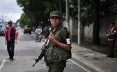 Producto de los altos índices de violencia, en el año 2010 miembros del Ejército salieron a las calles de la capital de Guatemala para apoyar a la Policía Nacional Civil.
