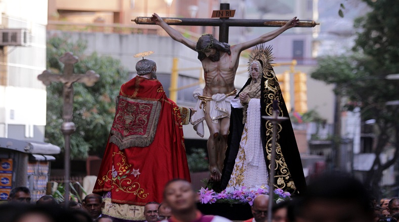 Procesión del Santísimo Cristo de la Cruz Venezuela.