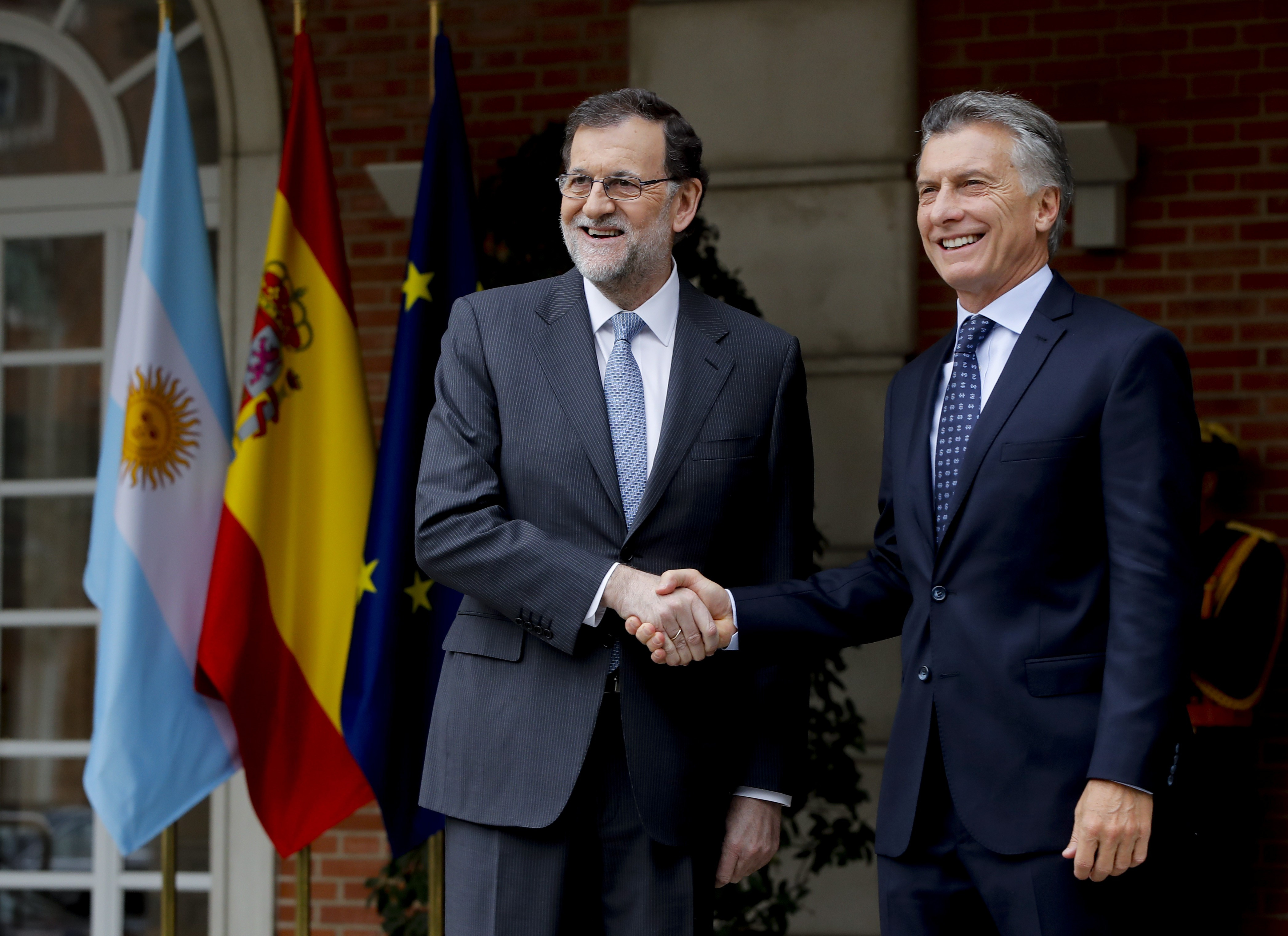 En el 2017, Mauricio Macri, viajó a España para firmar acuerdos económicos.