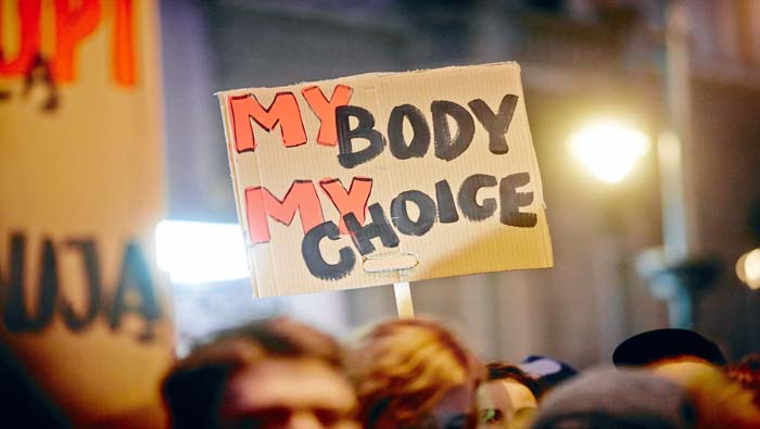 En algunos países existen restricciones a las leyes de aborto.