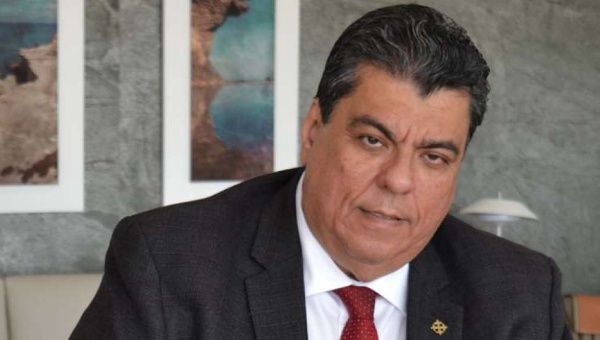 Lenín Moreno nombra a nuevos ministros de Interior y Defensa