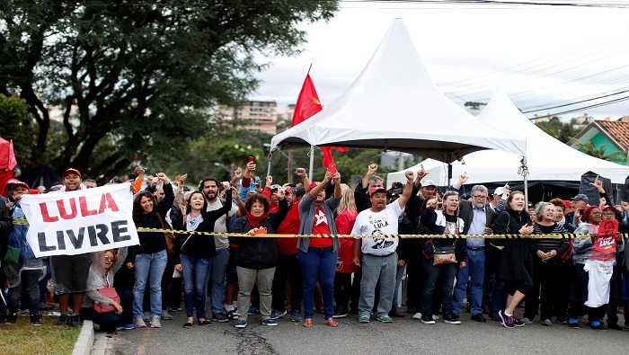 Los movimientos sociales en Curitiba exigen una investigación por este segundo ataque en menos de una semana.