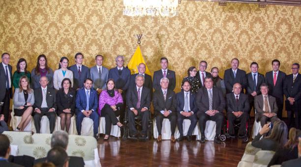 A la fecha el presidente de Ecuador ha cambiado o reemplazado al 50 por ciento de su gabinete original.