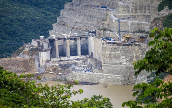 Los daños a la comunidad y al medioambiente por parte de la hidroeléctrica ya han sido denunciados por organizaciones y habitantes de la zona.