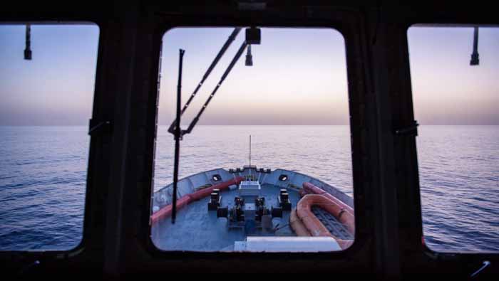 Foto de archivo tomada desde el puente de mando del Aquarius, durante una misión de rescate de inmigrantes frente a las costas de Libia el 17 de abril pasado.