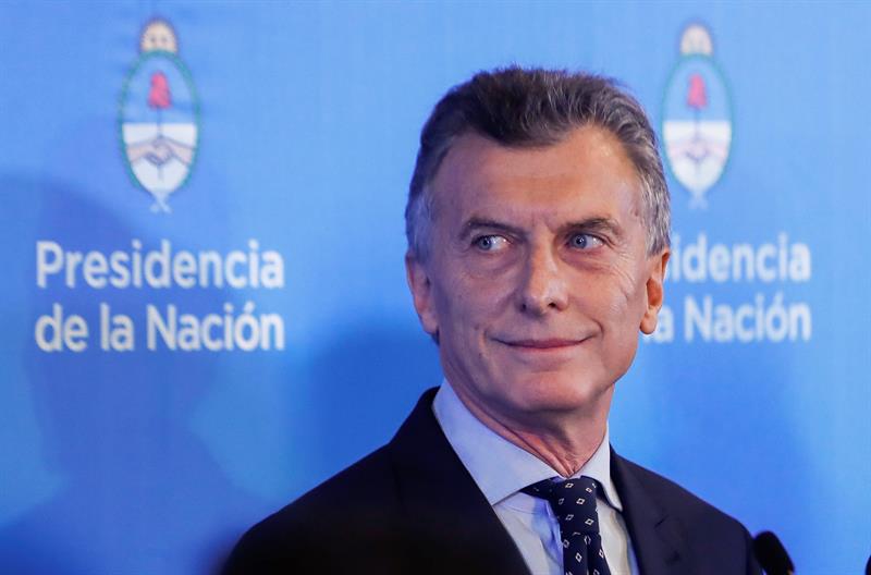Tras dos años en el Gobierno, Macri insiste en que la situación actual del país es una pesada herencia.