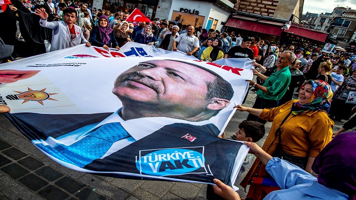 Unos 59 millones de electores están llamados a las urnas para estos comicios adelantados en Turquía.