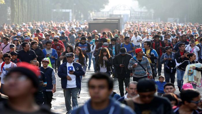 Históricamente, la población joven en México siente desinterés y apatía hacia la política.