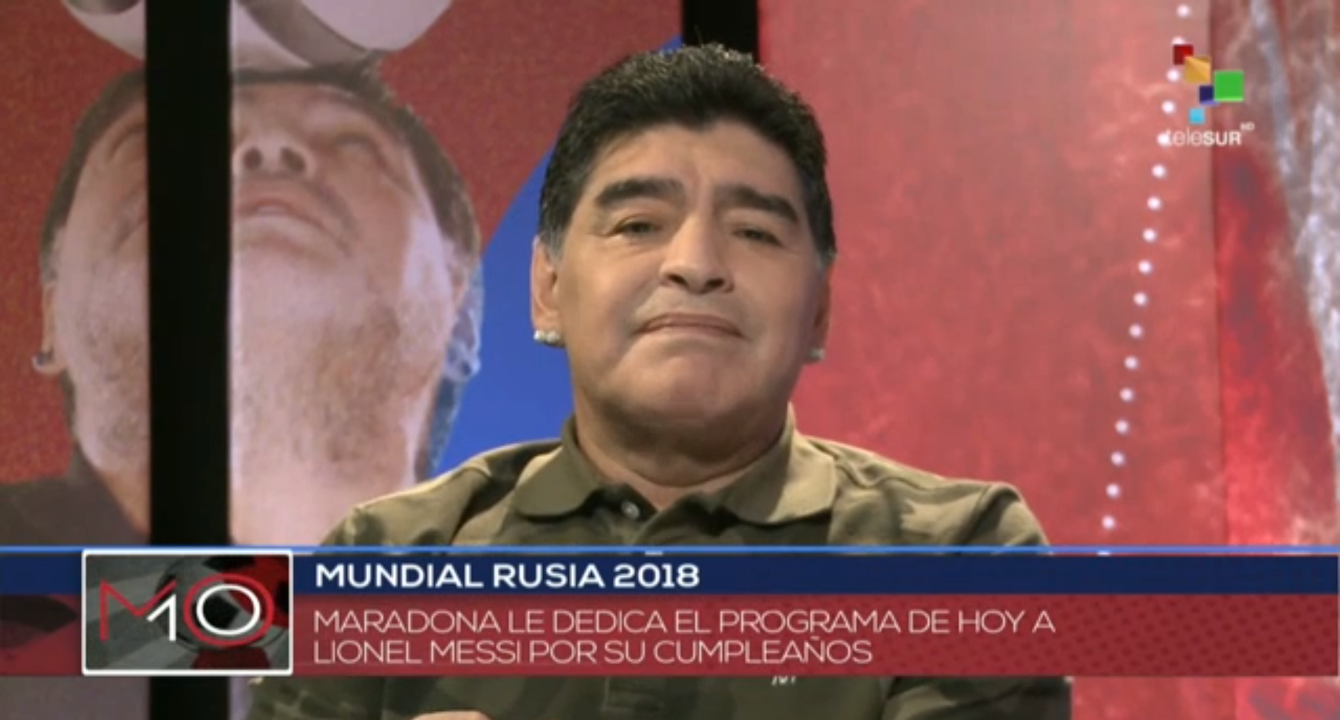 Diego Armando Maradona le dedicó su programa a Lionel Messi, quien fue su pupilo en Sudáfrica 2010.