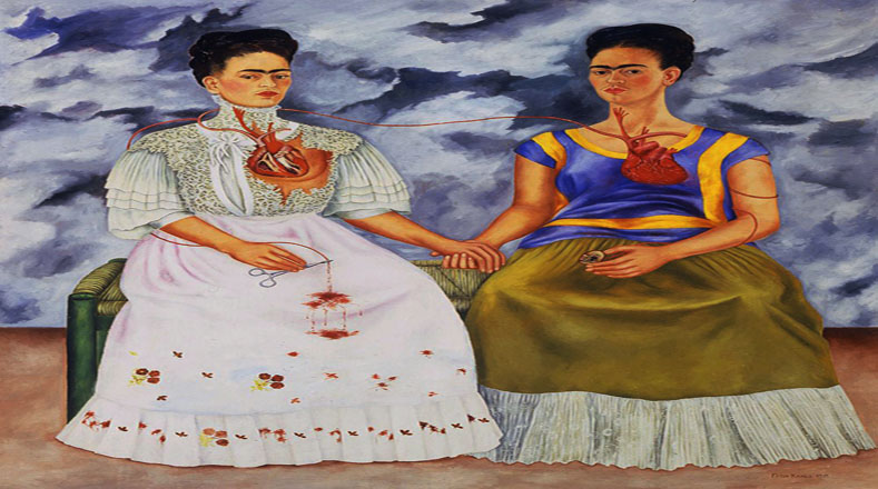 Las dos Fridas. Visualiza su estado de ánimo tras el divorcio con Rivera: una Kahlo con el corazón sano, con vestido mexicano como le gustaba a Diego, y otra con el corazón roto y un vestido europeo, en referencia a su época más exitosa, pero también al período en que su esposo la abandonó.