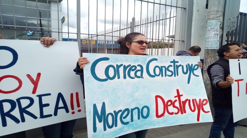 Desde que se dictara su pedido de prisión preventiva, Correa recibió múltiples muestra de apoyo de la ciudadanía de Ecuador.