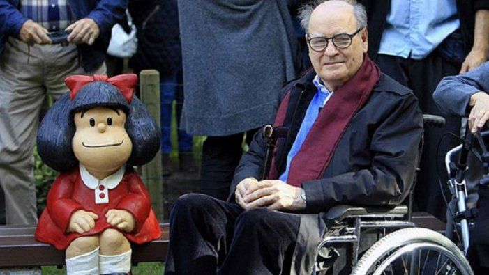 Quino manifestó estar enojado con los operadores de las redes sociales por usar la figura de Mafalda sin su permiso.