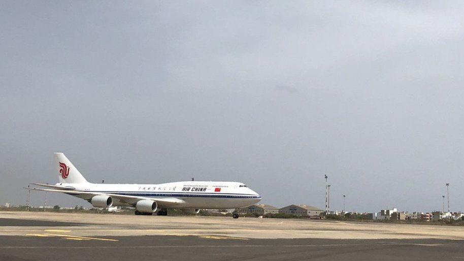 El mandatario chino llega a Senegal luego de visitar los Emiratos Árabes Unidos.