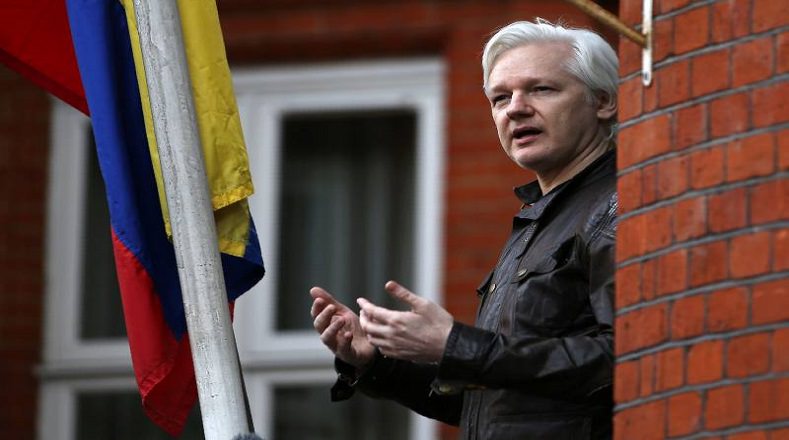 Ecuador y Reino Unido se encuentran en conversaciones para resolver el caso Assange.