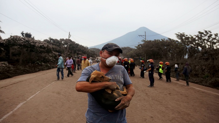 Más de 1.714.387 guatemaltecos se han visto afectados por los estragos de la explosión del volcán de Fuego.