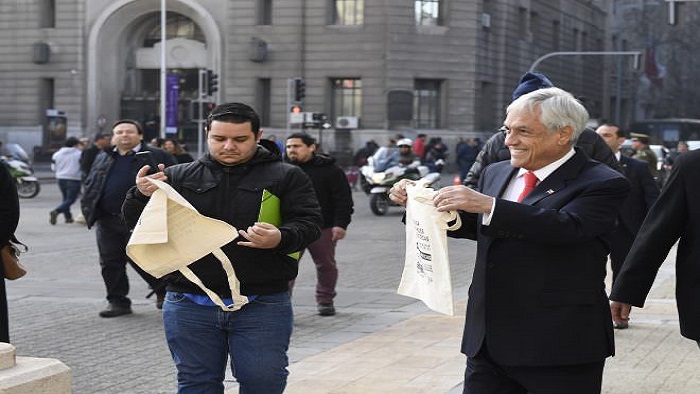 El presidente de Chile, Sebastián Piñera, apuntó que no se trata de una gran exigencia, sino de cambios de hábitos ecológicos.